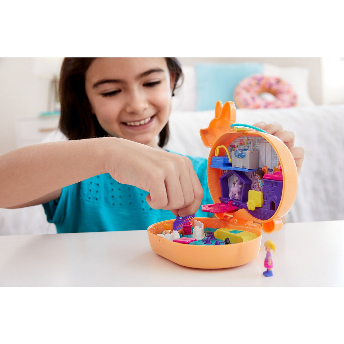 Polly Pocket Sparkle Cove Unicorn Floatie Compact – Treehouse Toys