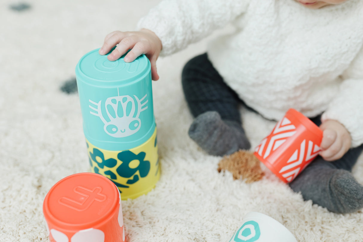 Feel to Learn | Stacking Cups