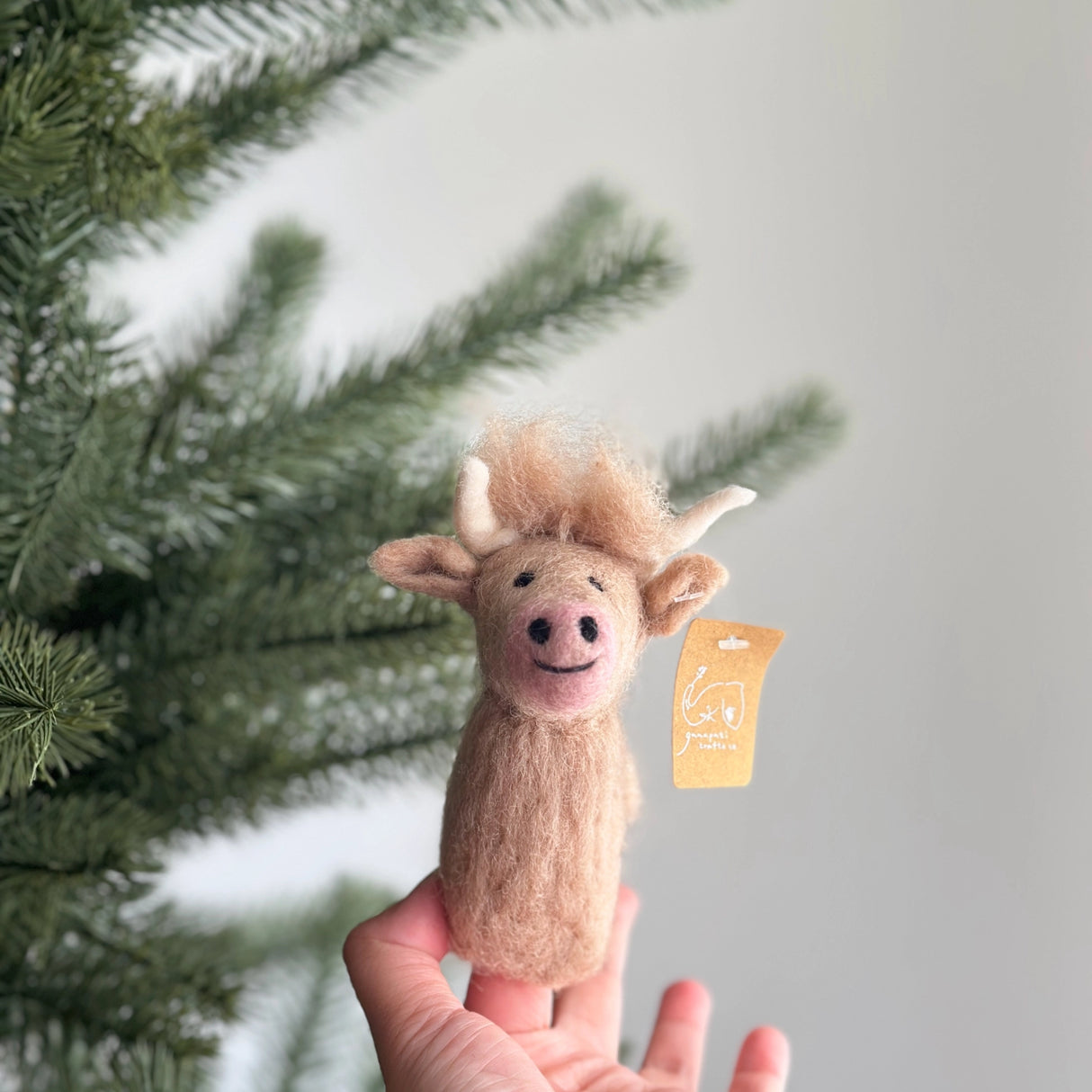Felt Finger Puppet | Highland Cow Beige