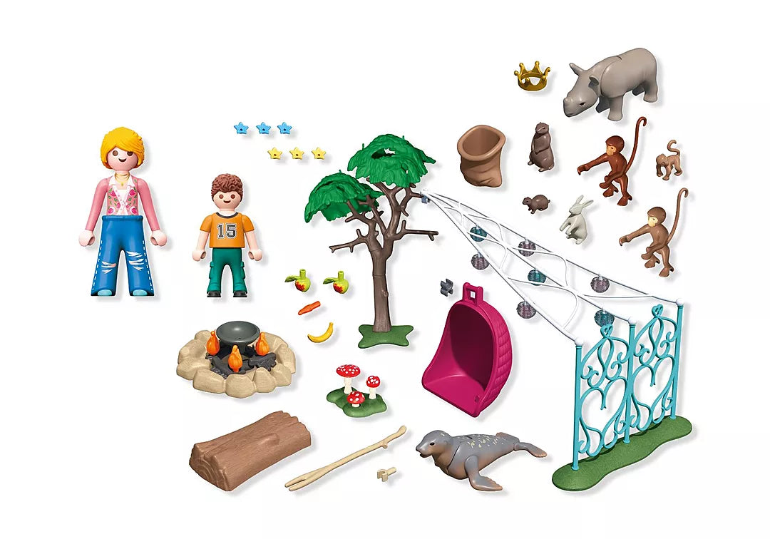 Animals & Friends | Birthday Party Fun featuring toy animals and imaginative play accessories