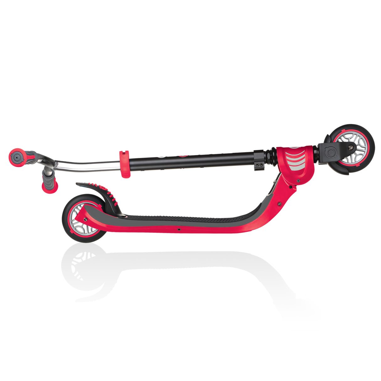 Scooter Flow Fold | Red folded scooter with adjustable handlebars and dual-color design on white background