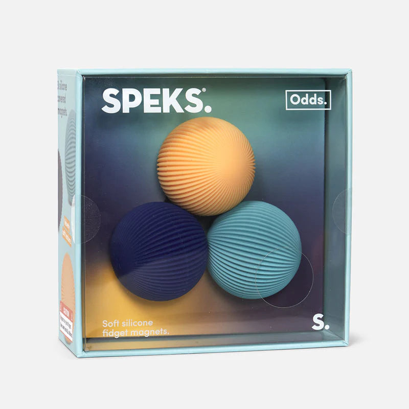 Speks. Odds. Vivid Lines.