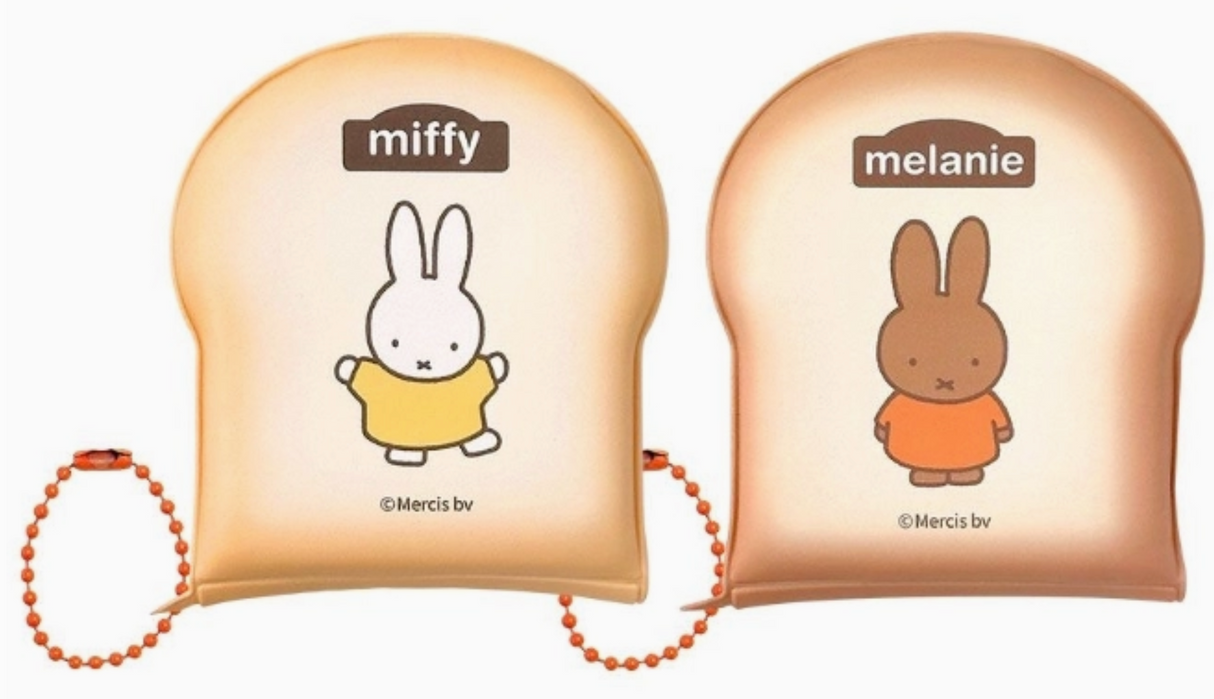 Two toast-shaped memo pads featuring Miffy and Melanie with attached keychains for easy carrying.