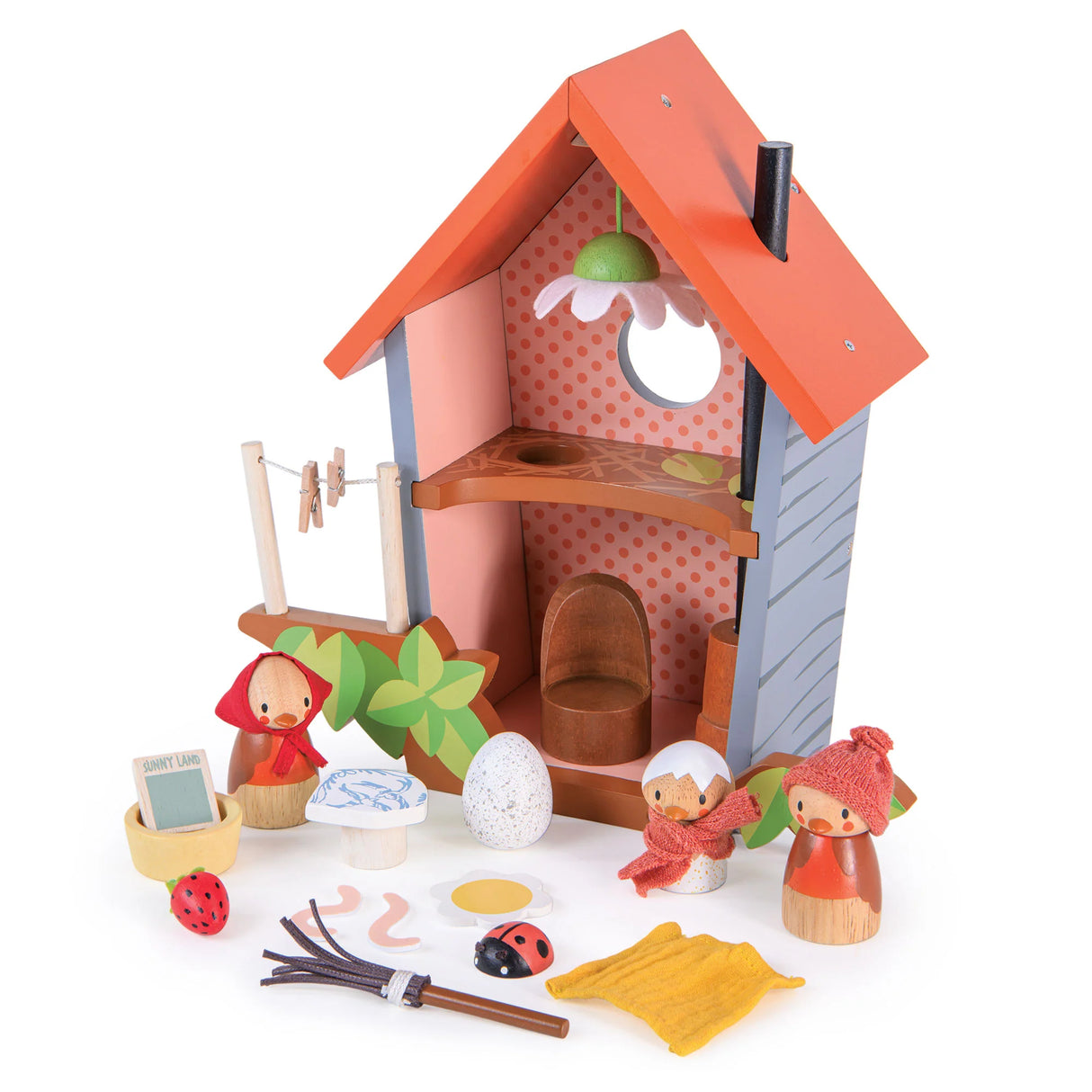 Robin's Nest Box with mother Ruby, baby Rosy, nest egg, and accessories for imaginative play and storytelling.