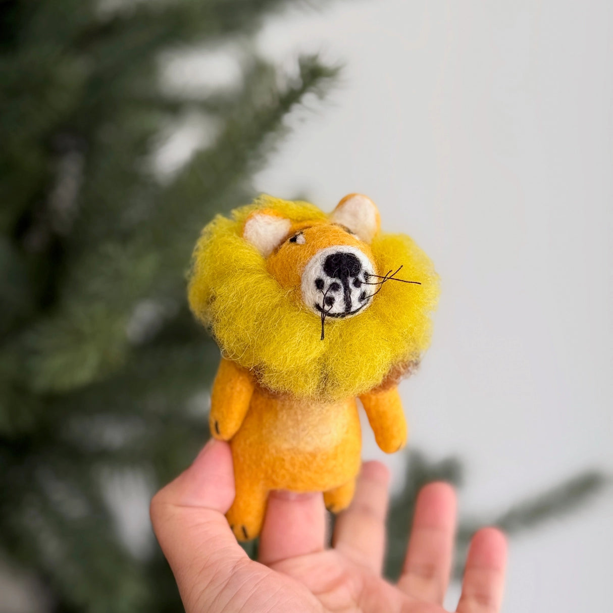 Felt Finger Puppet | Fluffy Lion