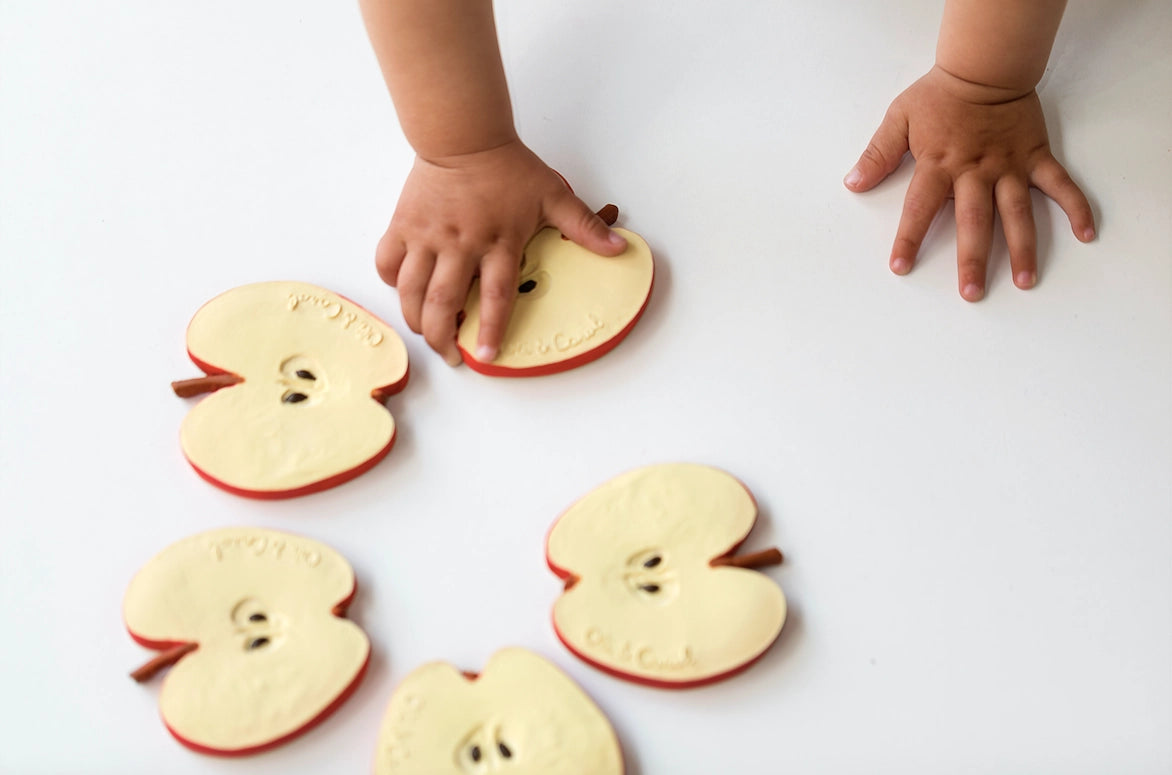 Natural Teether | Pepita the Apple