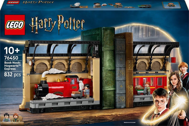Harry Potter Book Nook: Hogwarts Express LEGO set with detailed train and Platform 9¾ book display for kids.