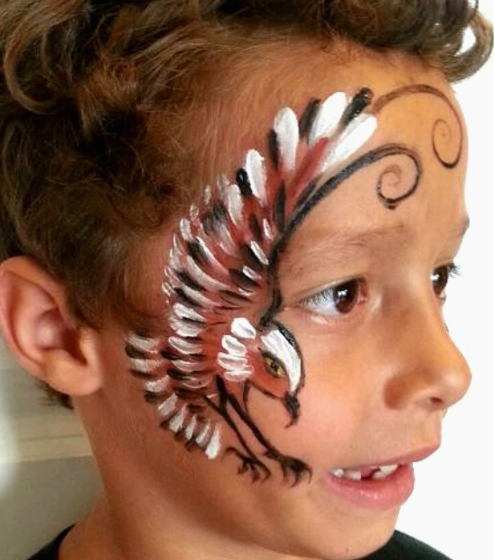 Face Paint Kit - Natural showing a detailed bird face painting on a child, made with organic and natural ingredients.