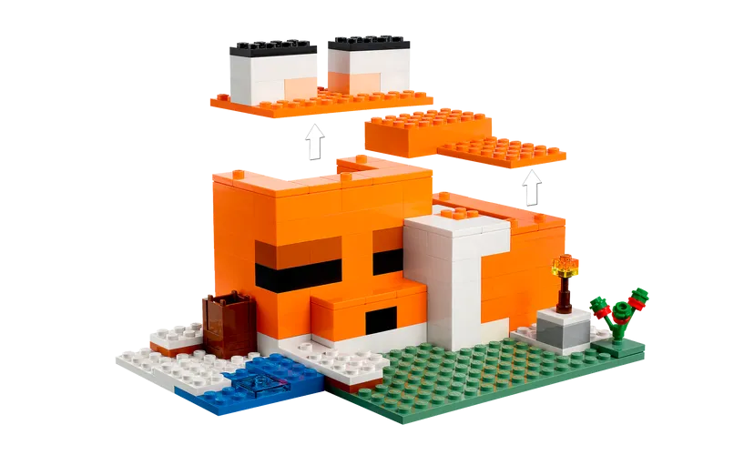 Minecraft The Fox Lodge with removable roof and open back for easy furniture access and imaginative play.