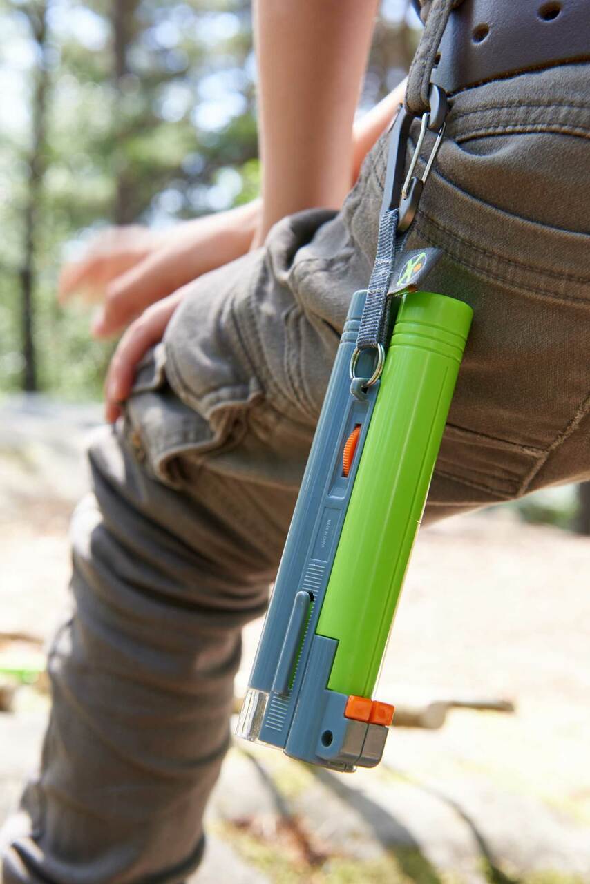 Terra Kids | Field Microscope attached to a child's pants, perfect for young explorers discovering nature outdoors.