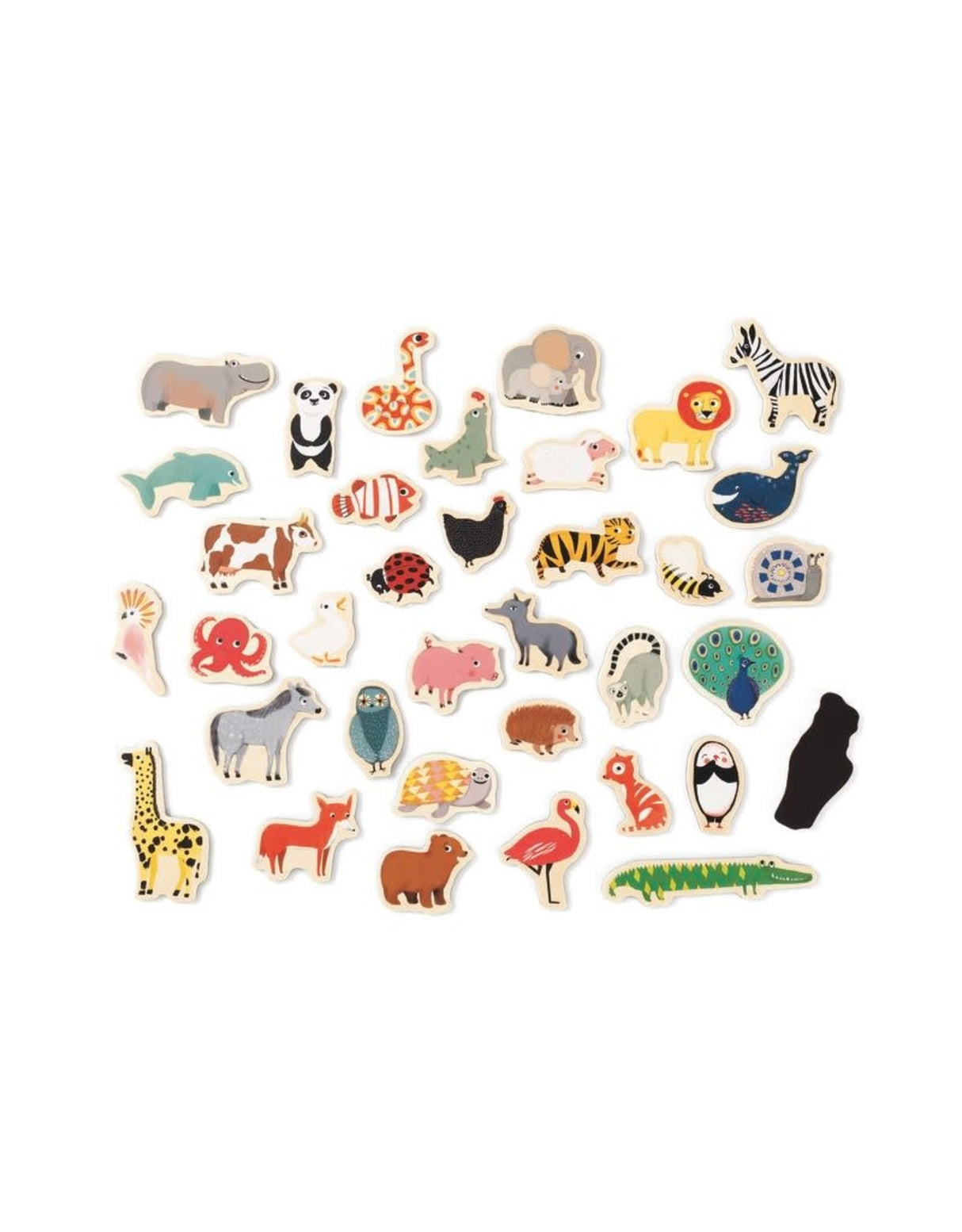 Colorful wooden animal pieces for creative play, part of the Magnets Magnimo Animals set with 36 vibrant magnets.