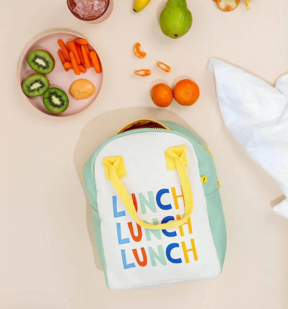 lunch bags & boxes