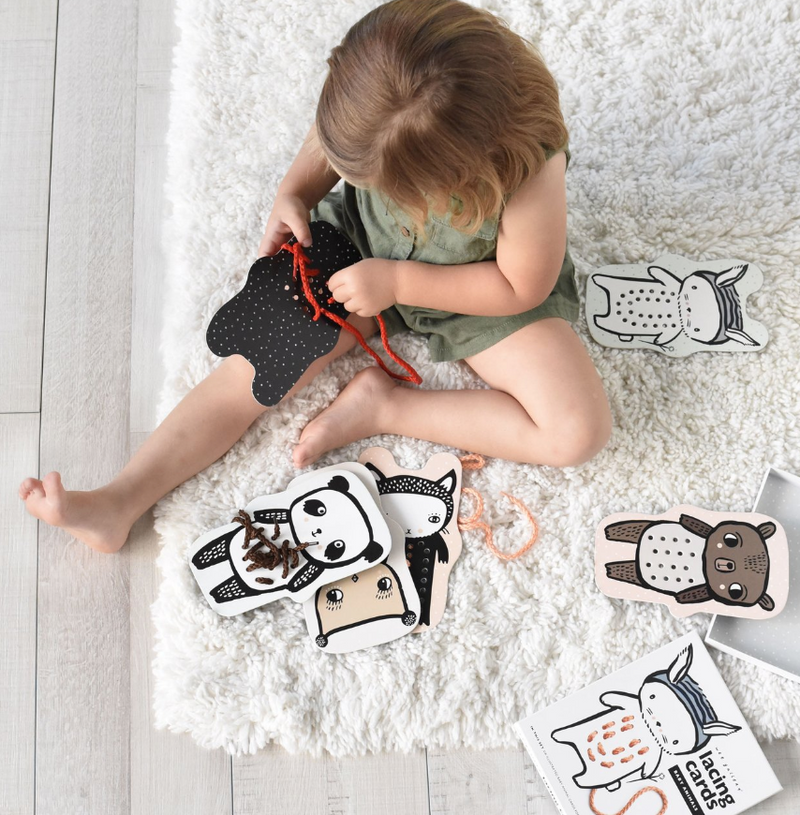 early learning | lacing & dexterity