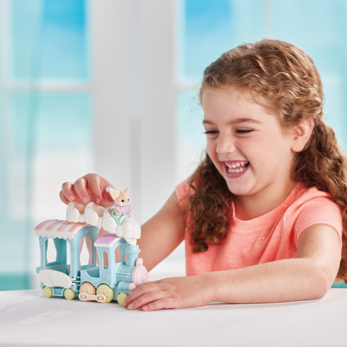 Floating Cloud Rainbow Train – Treehouse Toys