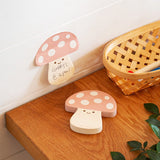Sticky Notes | Mushroom pink mushroom-shaped sticky notes with white spots and smiling face
