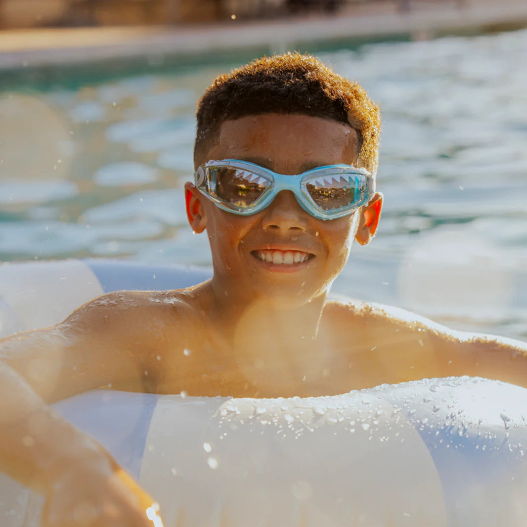 Goggle Jawsome Shark