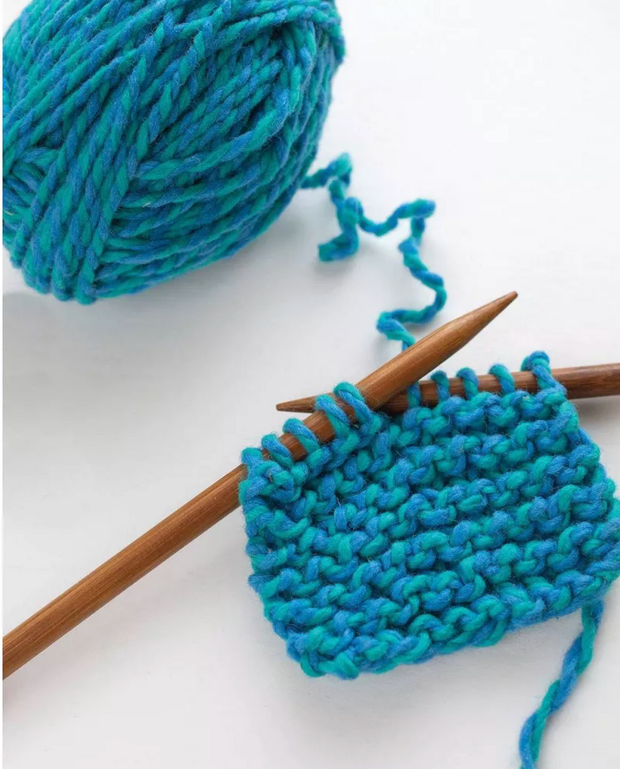 Discover Knitting Scarf Kit | Blue