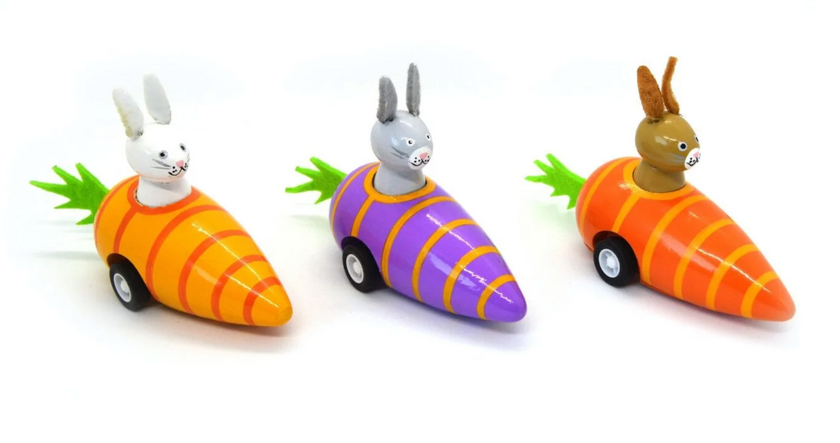 Pull Back Bunny in Carrot Car