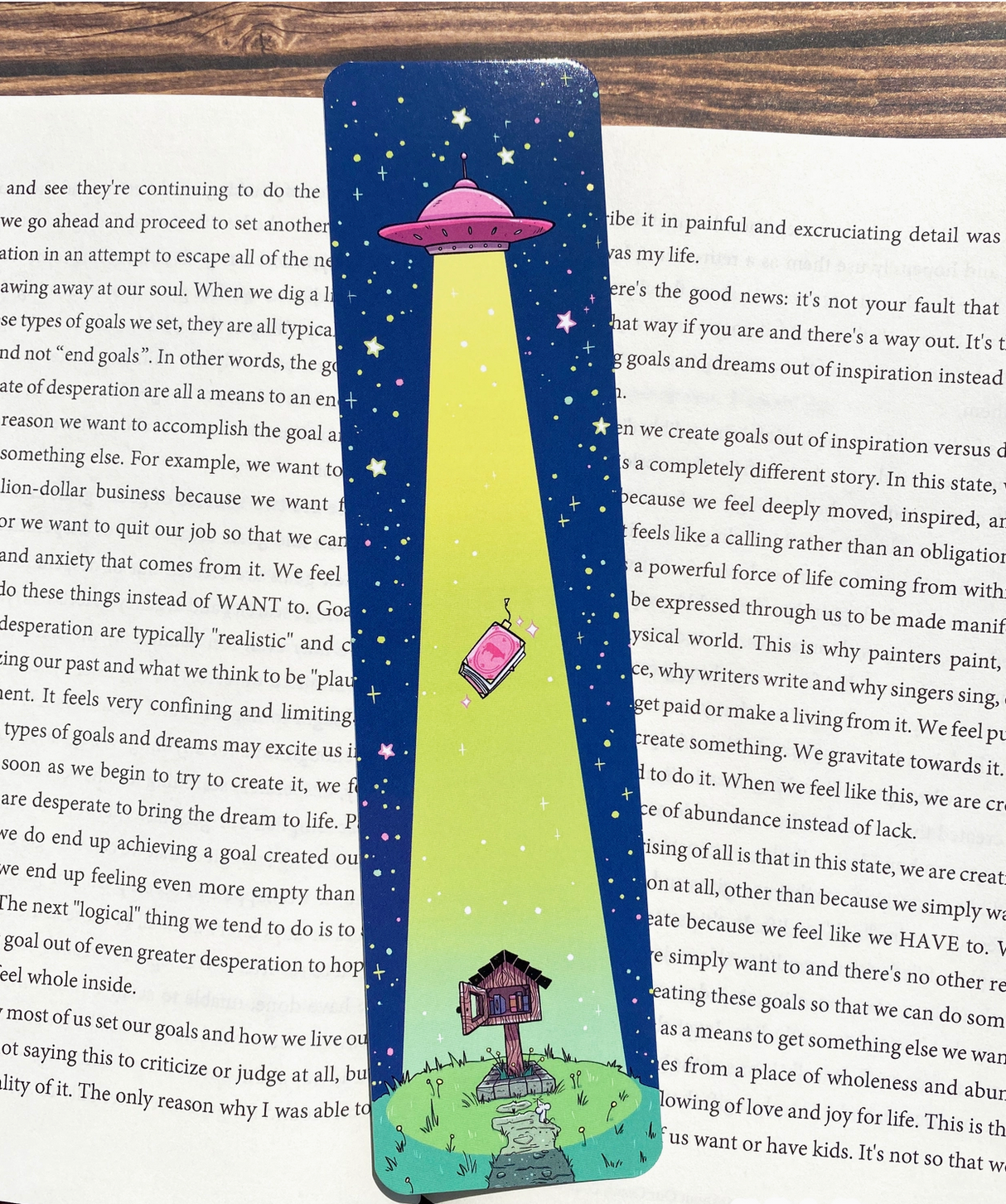 UFO Bookmark