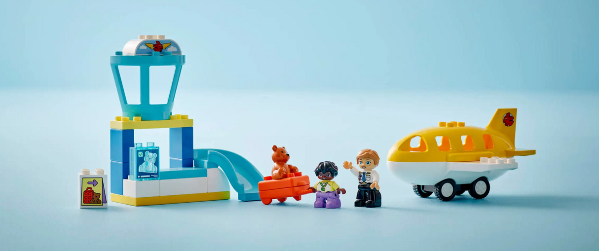 Duplo First Time at the Airport