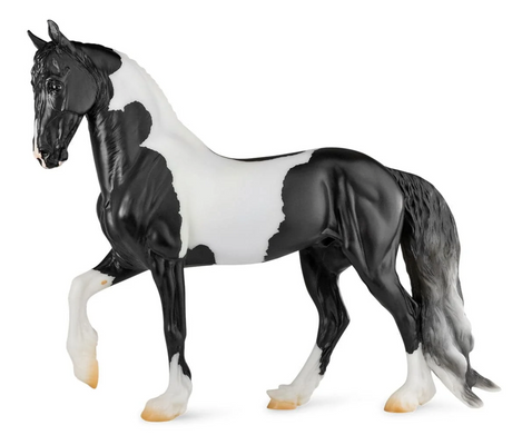 Battlefield Angel HP Fresian Sporthorse black and white horse figurine