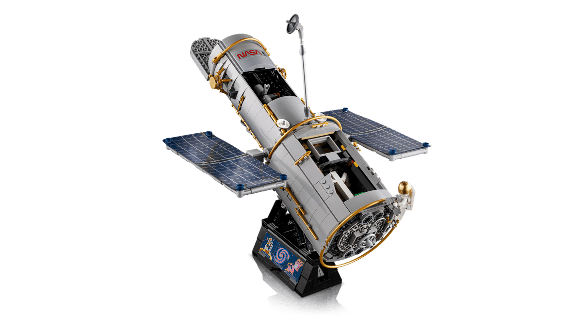 Icons Hubble Space Telescope model with detailed telescope body and solar panels