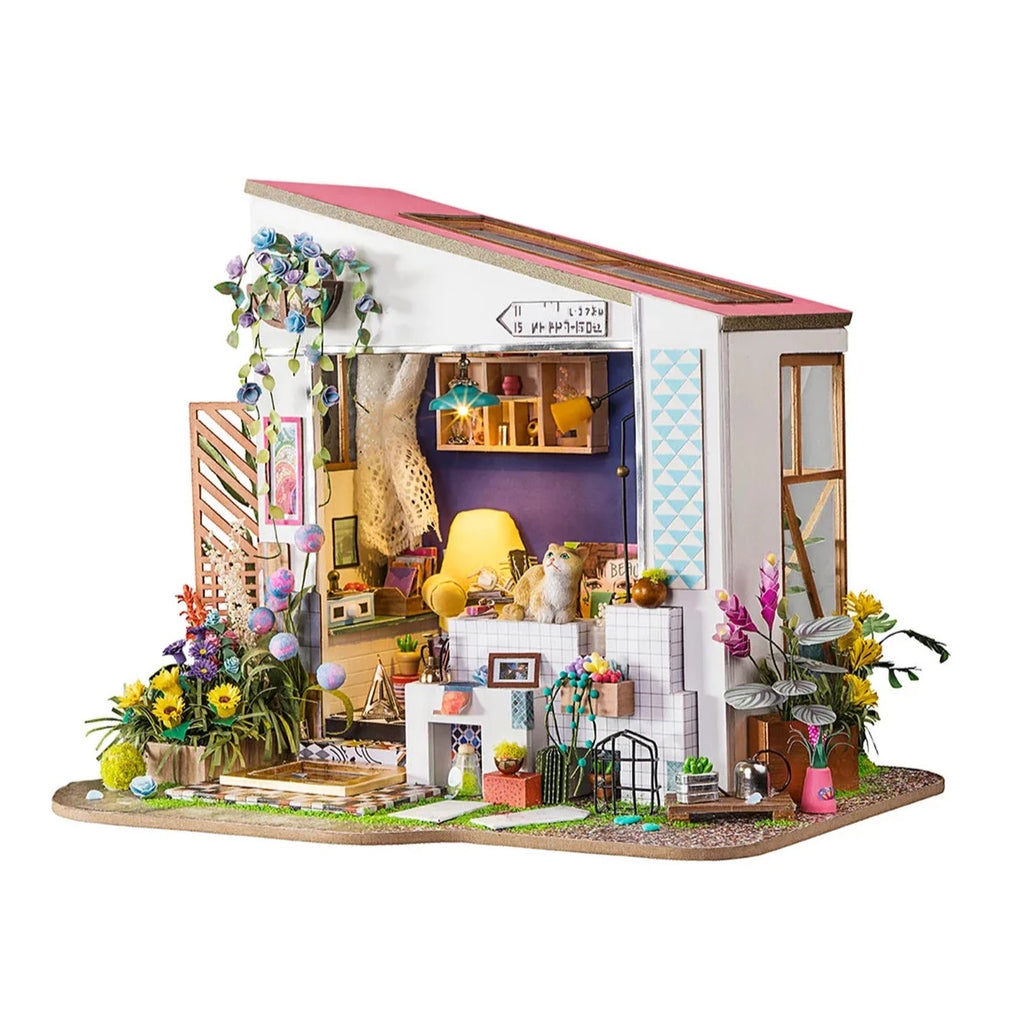 DIY Miniature Dollhouse Kit  Christmas Patio, plays Jingle Bells